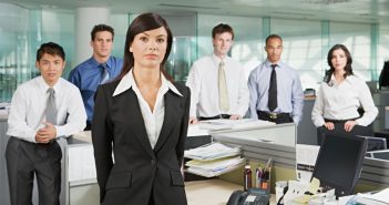 Donna al lavoro