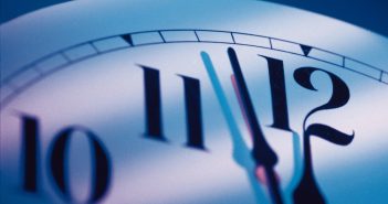 Settimana lavorativa corta di 4 giorni anche in Italia? Ecco le ultime novità Orario di Lavoro ridotto