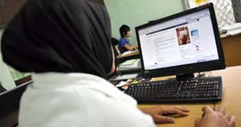 Si può vietare il velo a lavoro?