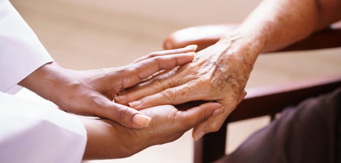 Legge 104, novità 2017 su caregiver e permessi