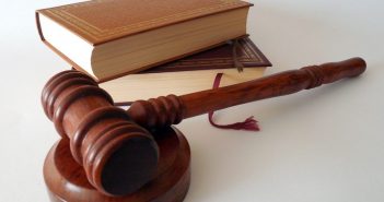 Causa di lavoro spese legali