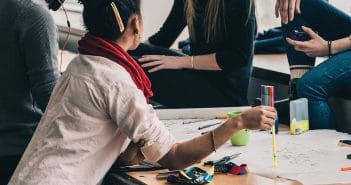 Studiare all'estero: aperte le iscrizioni per il bando di concorso Intercultura