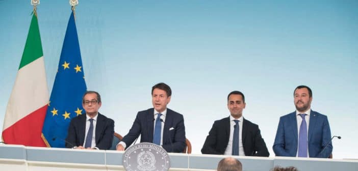 Il testo del Def alle Camere: reddito di cittadinanza, flat tax e pensioni
