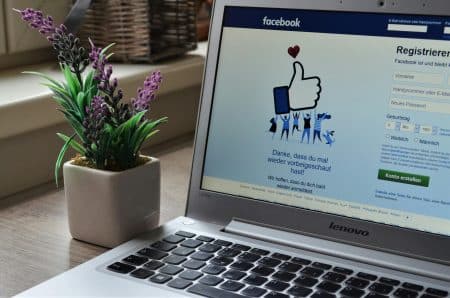 Scrivere su Facebook contro il datore di lavoro